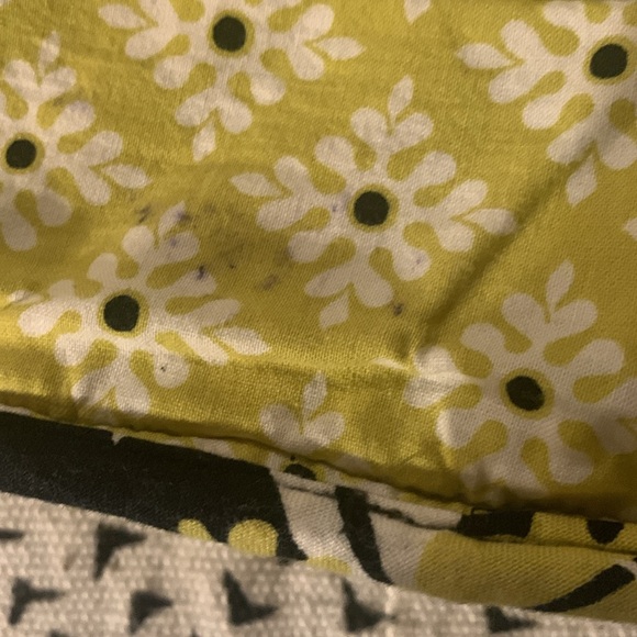 Vera Bradley Black Floral Crossbody Bag Purse - Picture 8 of 9